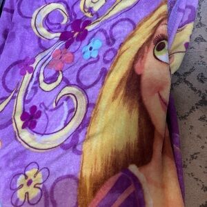 Tangled fleece throw blanket
